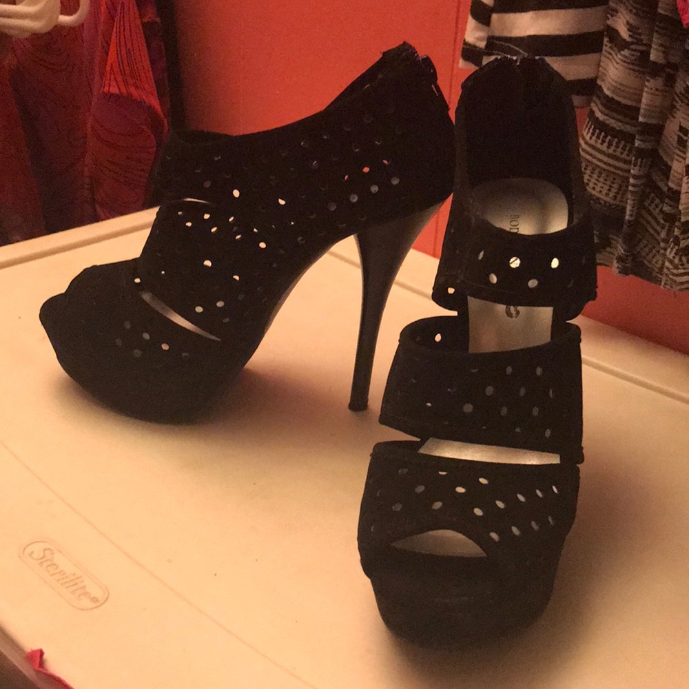 Black heels